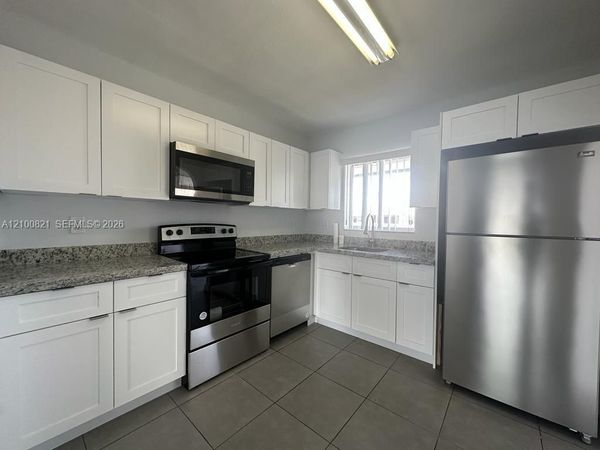 980 NE 170th St , Unit 212, North Miami Beach, FL 33162