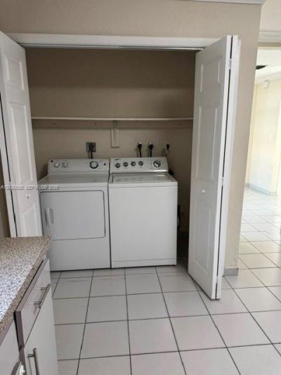 3230 SW 27th St , Unit 3232, Miami, FL 33133 Photo