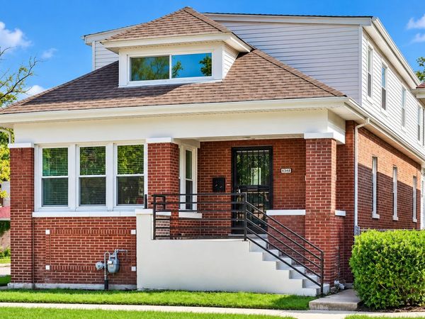 7801 S Eberhart Avenue, Chicago, IL 60619