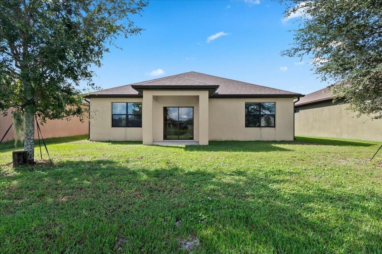 6270 NW Regent Street, Port Saint Lucie, FL 34983 Photo