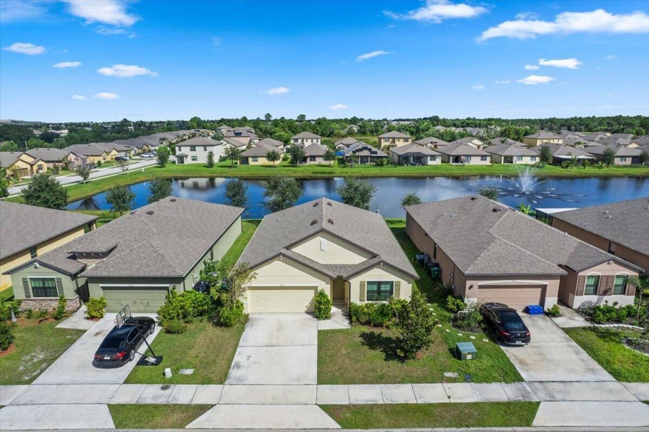 6270 NW Regent Street, Port Saint Lucie, FL 34983 Photo