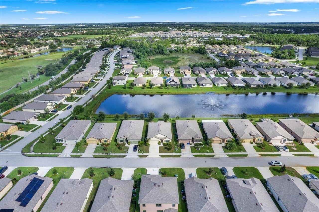 6270 NW Regent Street, Port Saint Lucie, FL 34983 Photo
