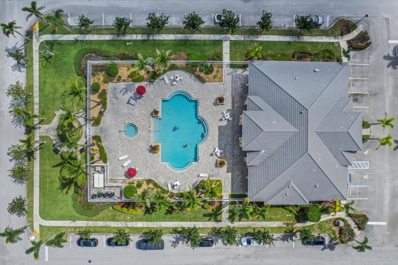 6270 NW Regent Street, Port Saint Lucie, FL 34983 Photo