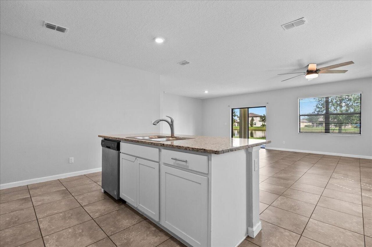 6270 NW Regent Street, Port Saint Lucie, FL 34983 Photo