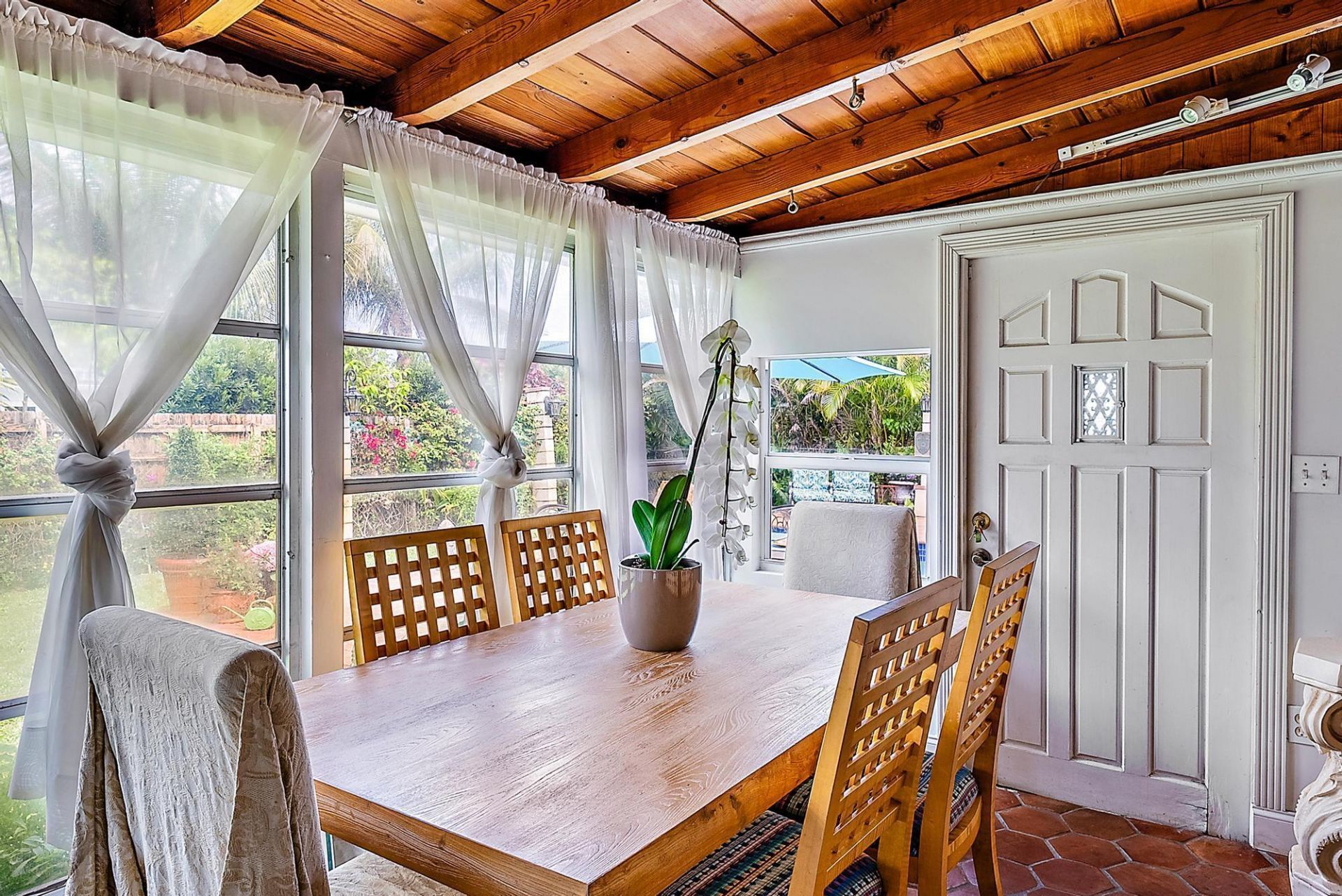 245 Arlington Road, West Palm Beach, FL 33405 Photo