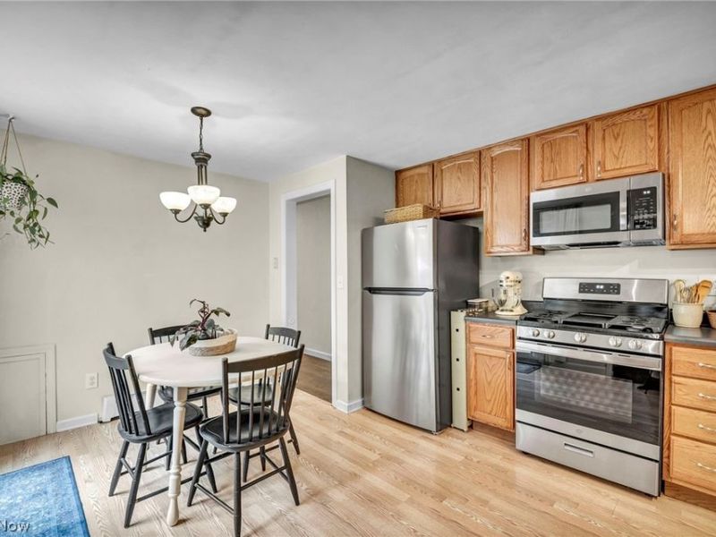 7454 Broadmoor Circle, Mentor, OH 44060 Photo 10
