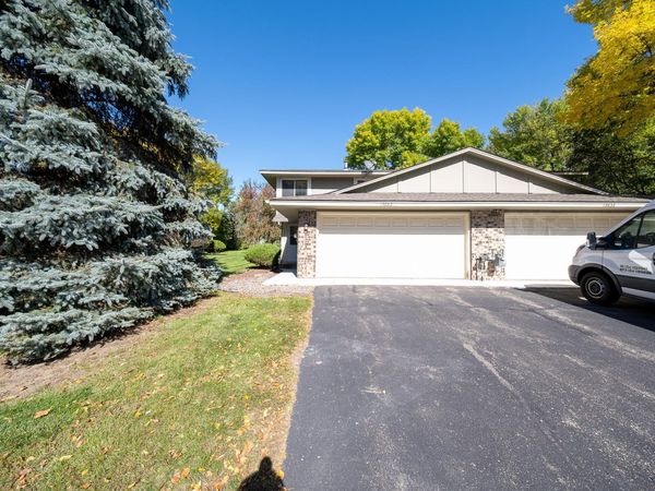 13642 86th Avenue N, Maple Grove, MN 55369