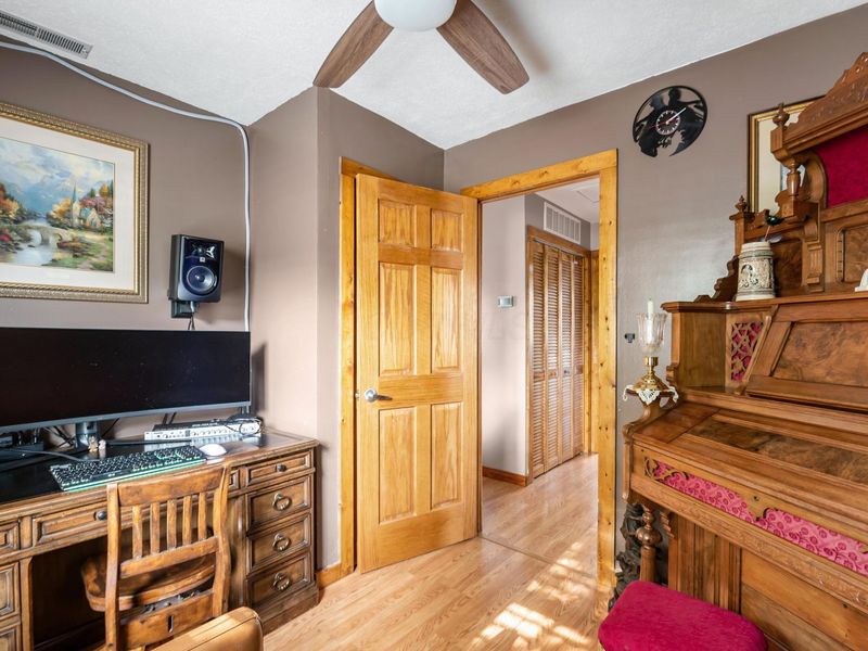186 Sunset Drive S, Johnstown, OH 43031 Photo 19