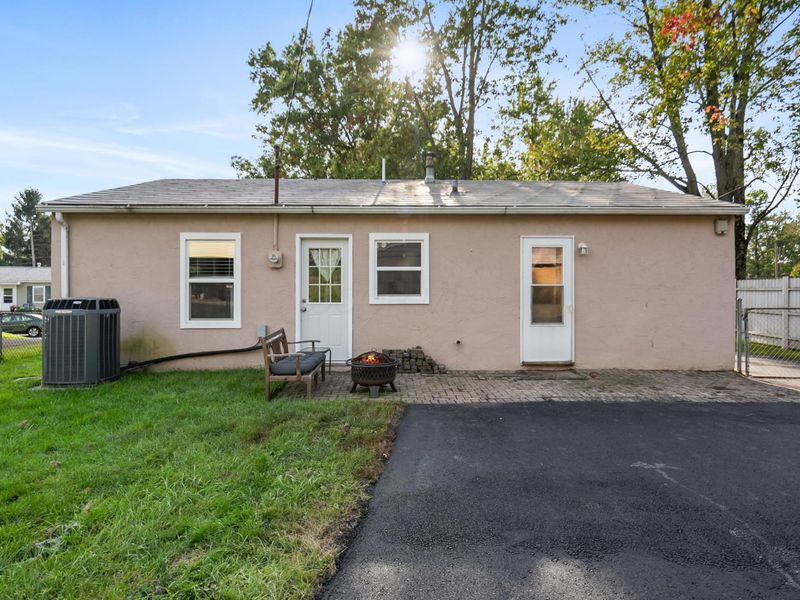 186 Sunset Drive S, Johnstown, OH 43031 Photo 20