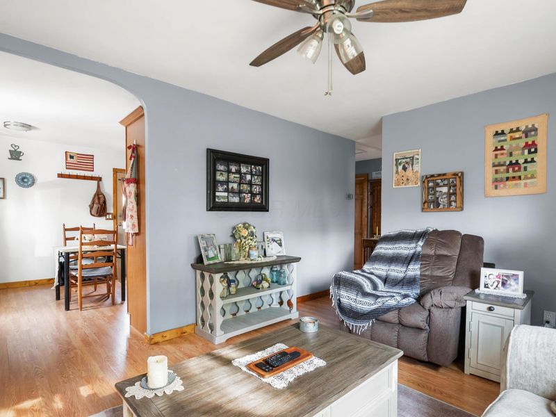 186 Sunset Drive S, Johnstown, OH 43031 Photo 3