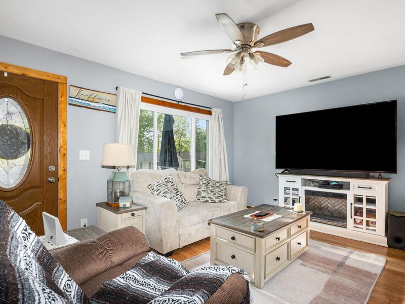 186 Sunset Drive S, Johnstown, OH 43031 Photo 5