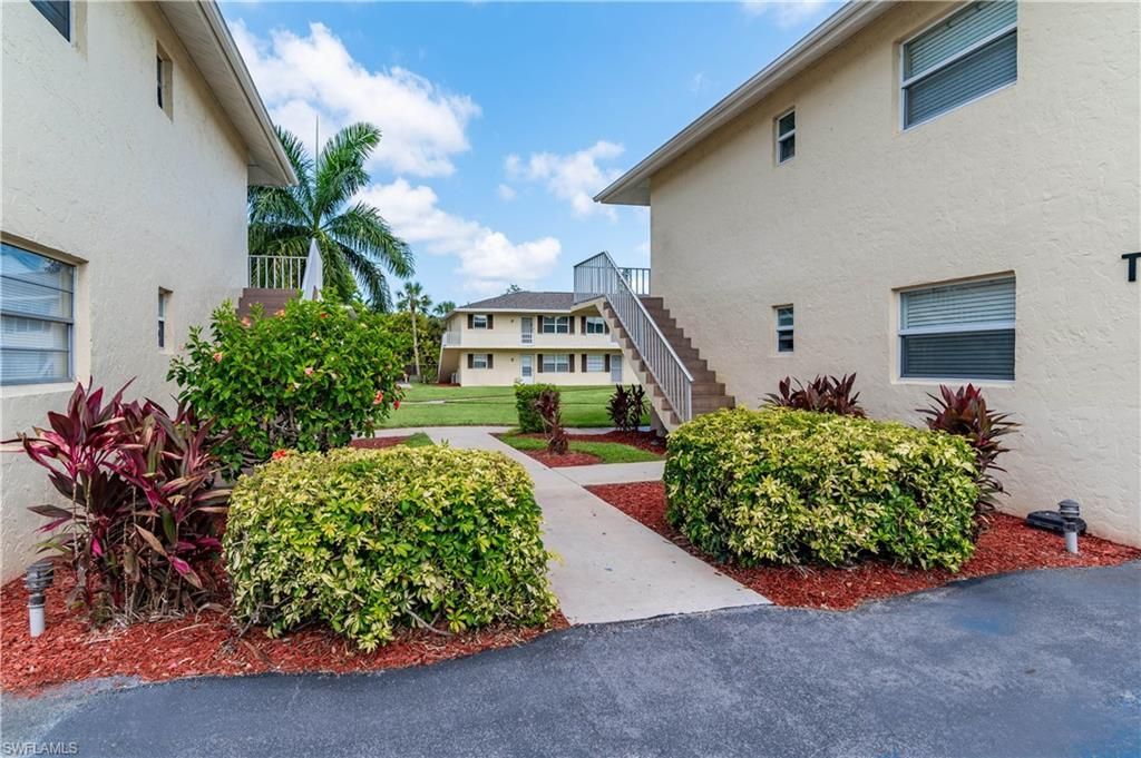 3325 Airport Rd N, Unit T1, Naples, FL 34105 Photo