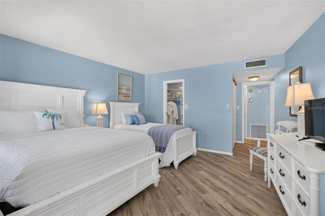 6300 Midnight Pass Road, Unit 1005, Sarasota, FL 34242 Photo