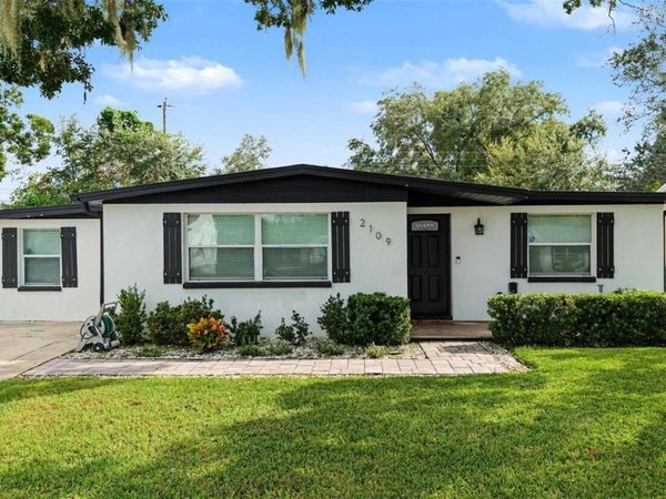 2109 E FLORA STREET , TAMPA, FL 33610