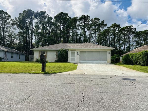 26 Princess Ruth Lane, Palm Coast, FL 32164