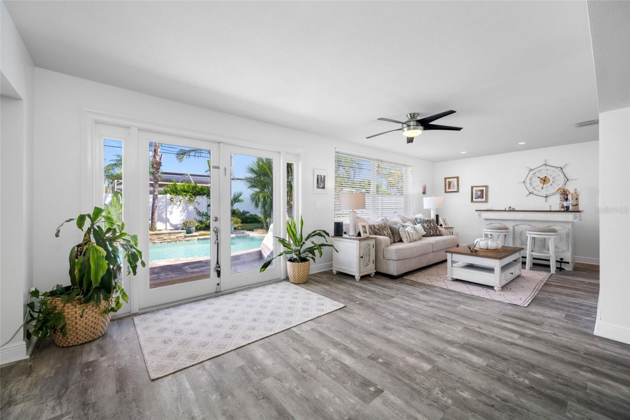 14921 Sovereign Drive , Largo, FL 33774 Photo