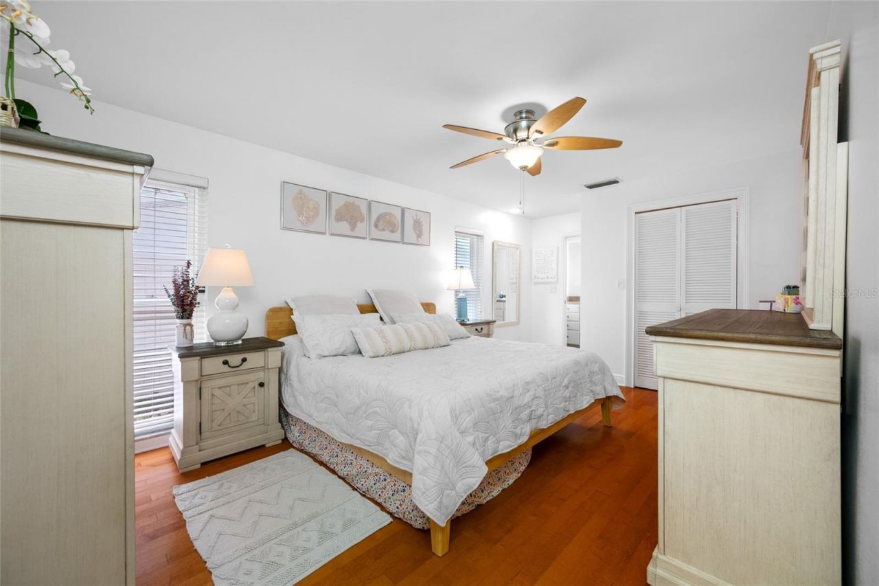14921 Sovereign Drive , Largo, FL 33774 Photo