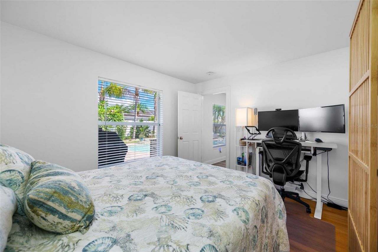 14921 Sovereign Drive , Largo, FL 33774 Photo