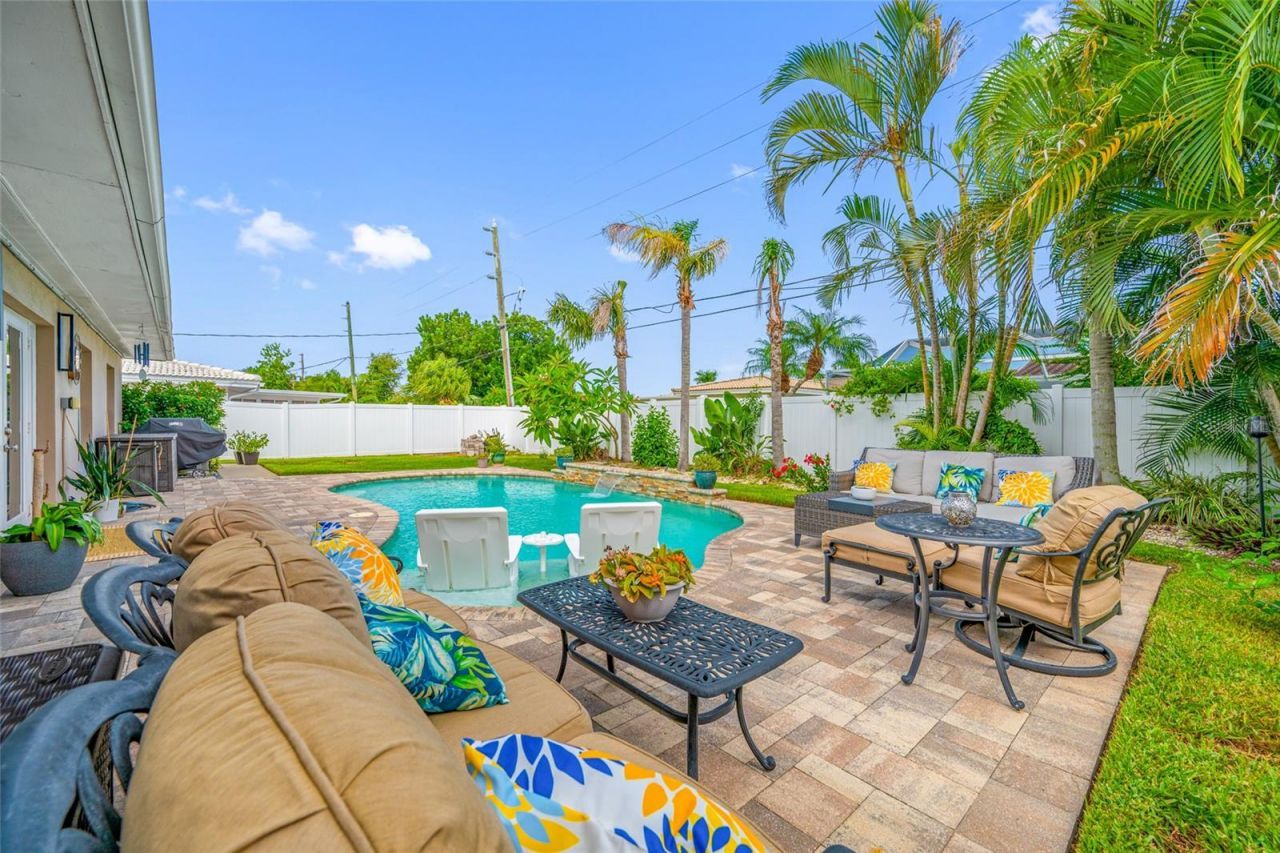 14921 Sovereign Drive , Largo, FL 33774 Photo