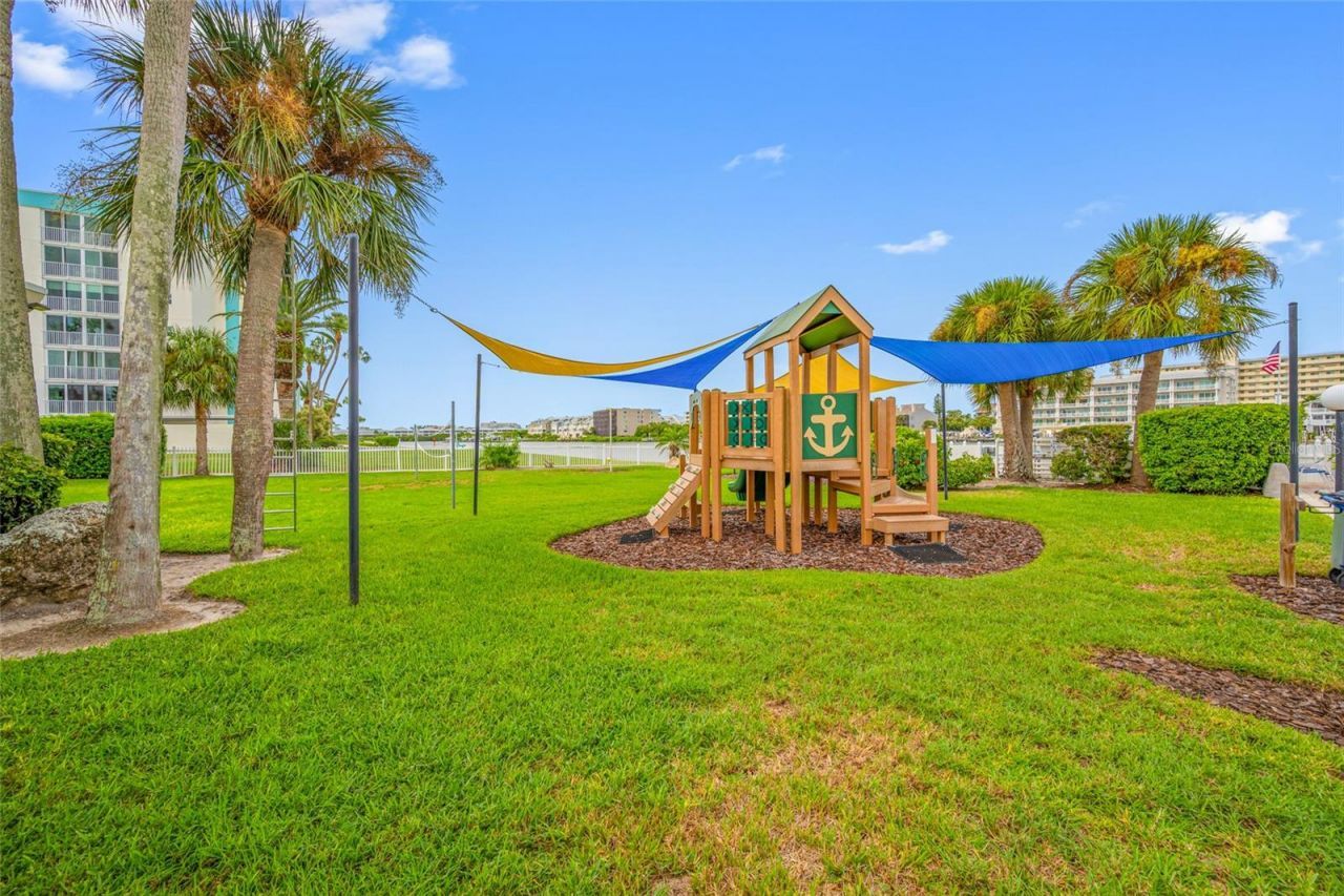 14921 Sovereign Drive , Largo, FL 33774 Photo
