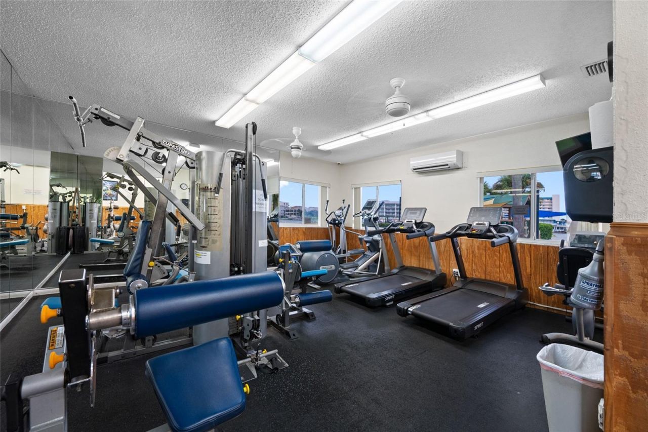 14921 Sovereign Drive , Largo, FL 33774 Photo