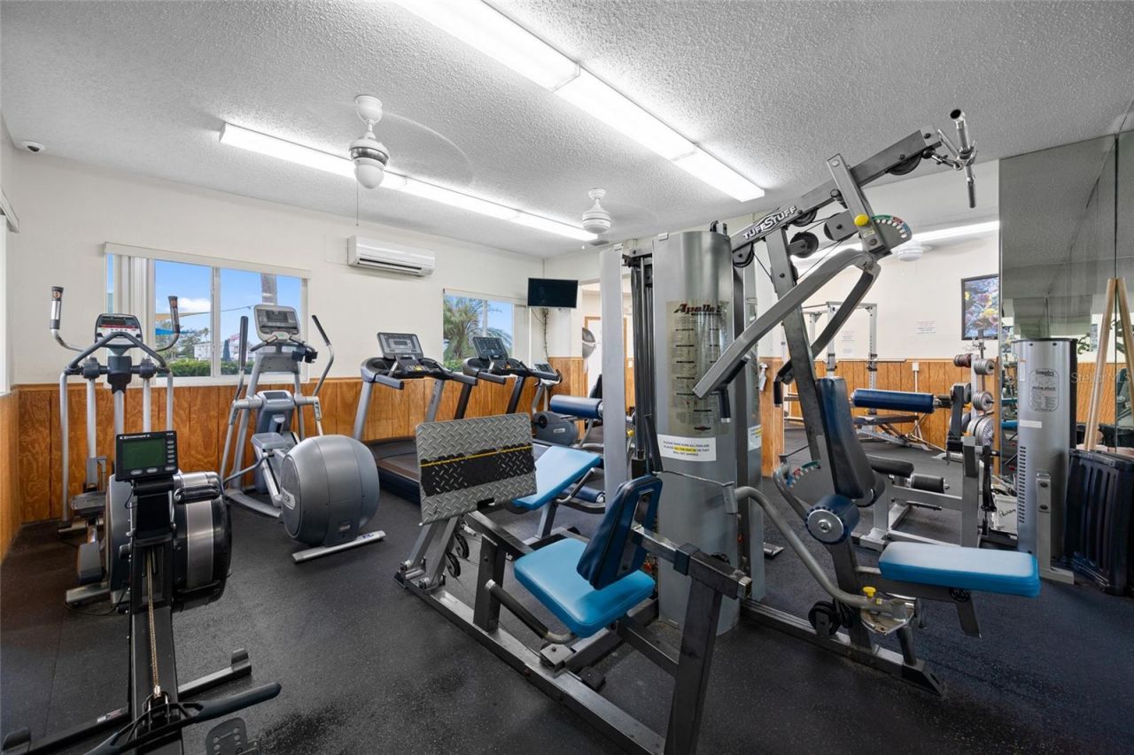 14921 Sovereign Drive , Largo, FL 33774 Photo
