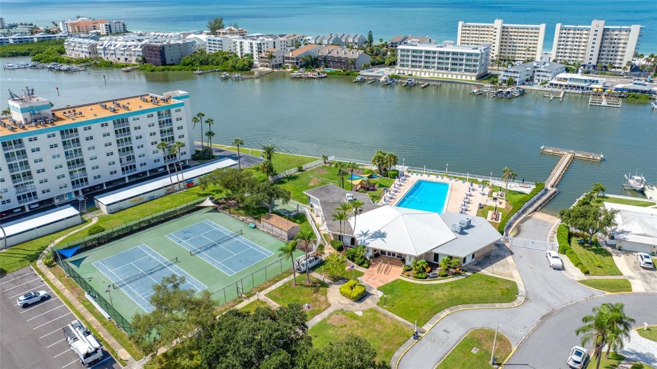 14921 Sovereign Drive , Largo, FL 33774 Photo