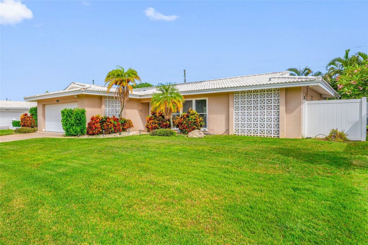 14921 Sovereign Drive , Largo, FL 33774 Photo