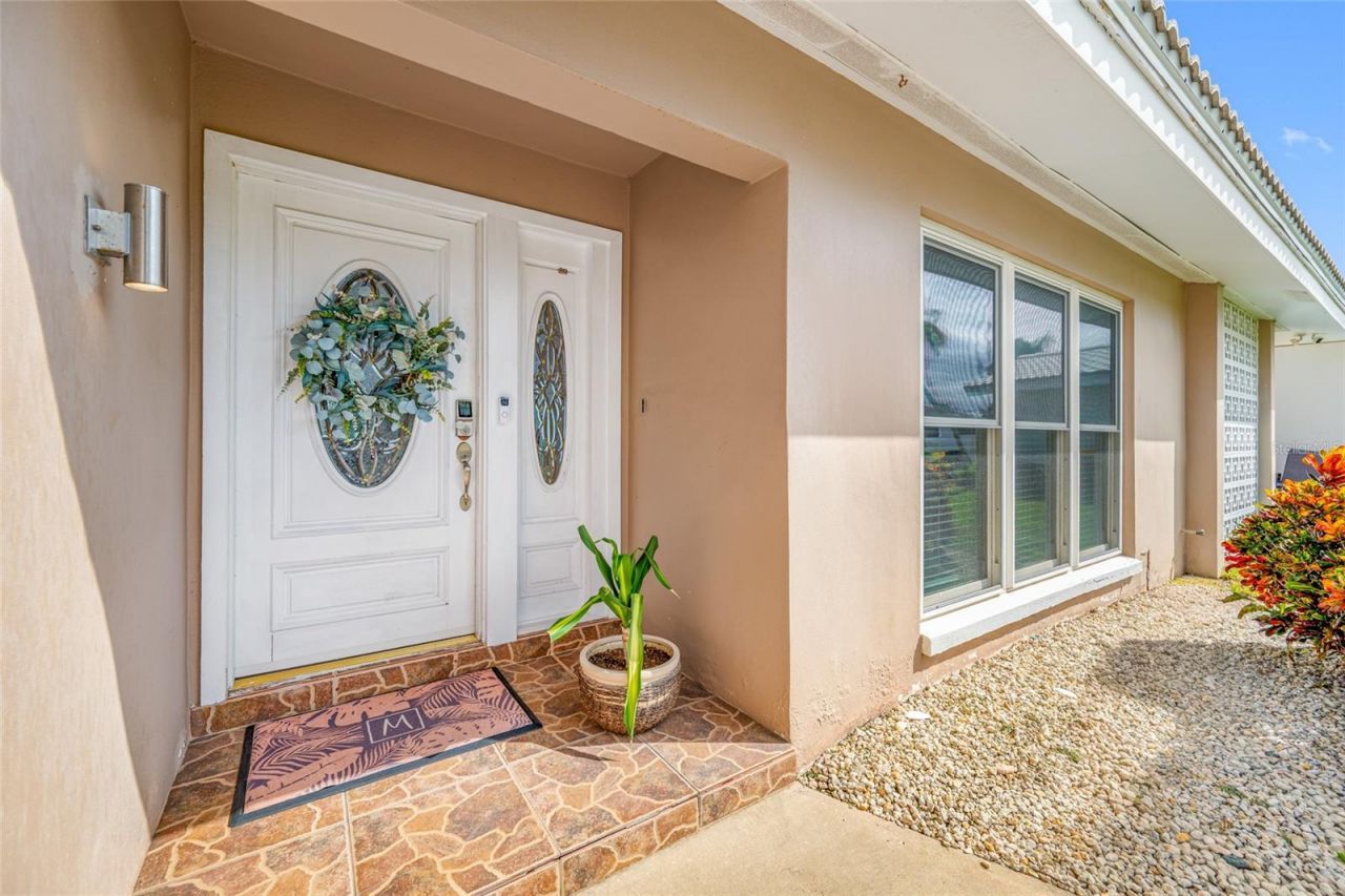 14921 Sovereign Drive , Largo, FL 33774 Photo