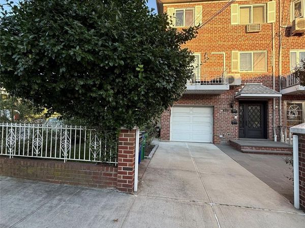 6113 170th Street, Fresh Meadows, NY 11365