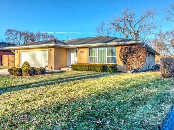 3316 Brookmeade Drive , Rolling Meadows, IL 60008