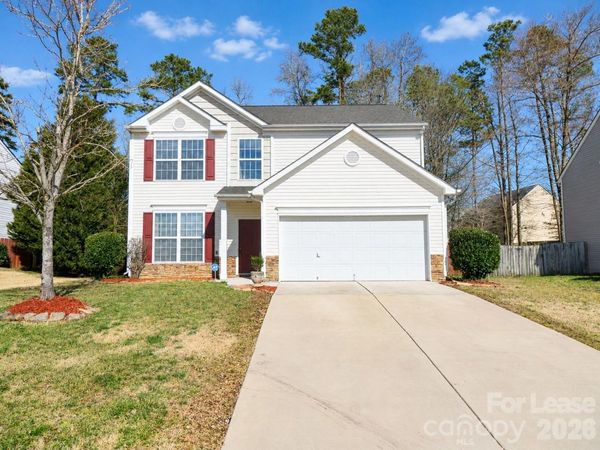2220 Waters Trail Drive , Charlotte, NC 28216