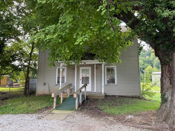 10498 Mill Street , Rockbridge, OH 43149