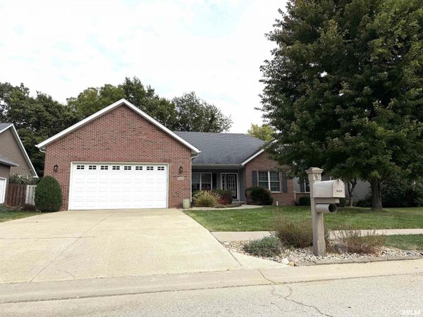 1620 Hoechester Road, Springfield, IL 62712