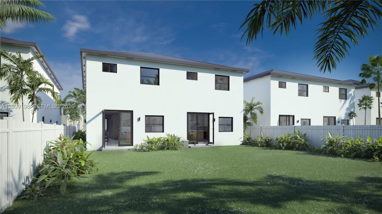 25450 SW 107 Ct , Unit A, Homestead, FL 33032 Photo