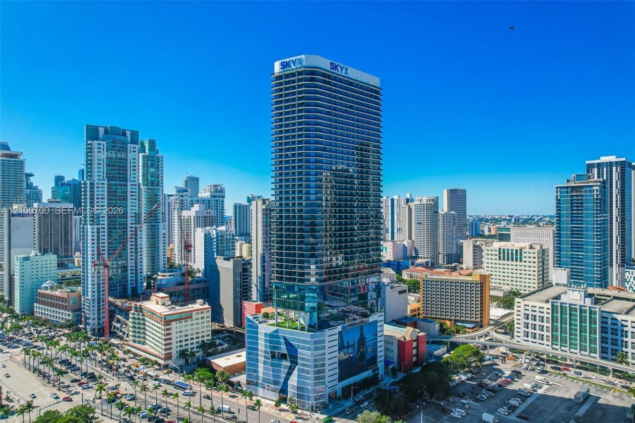 398 NE 5th St , Unit 3718-3719, Miami, FL 33132 Photo