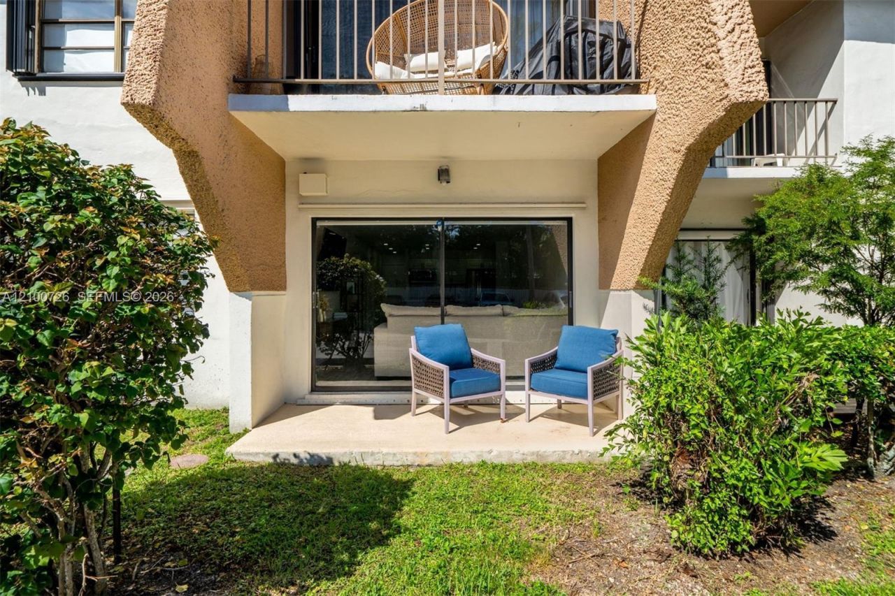 8267 SW 128th St , Unit 115, Pinecrest, FL 33156 Photo
