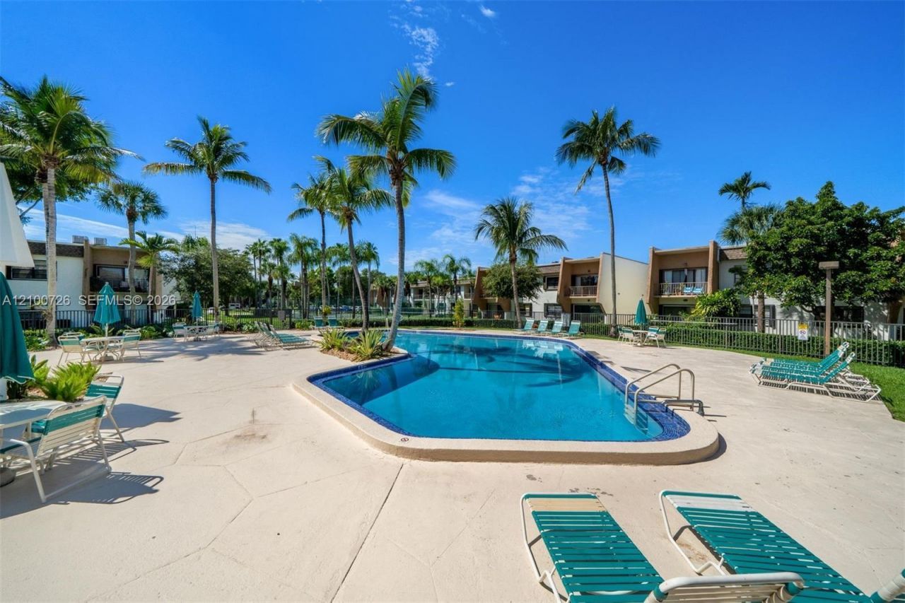 8267 SW 128th St , Unit 115, Pinecrest, FL 33156 Photo