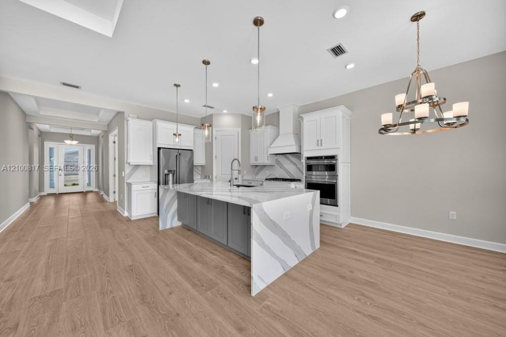15690 Genova Drive , Naples, FL 34114 Photo