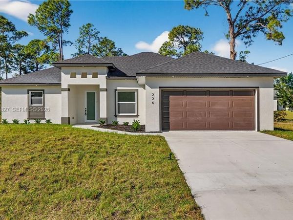 820 S DUDLEY AVE , Lehigh Acres, FL 33974