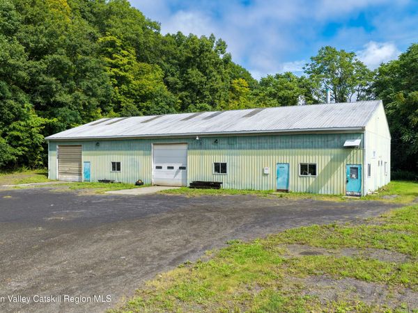 8689 State Route 9w , Athens, NY 12015