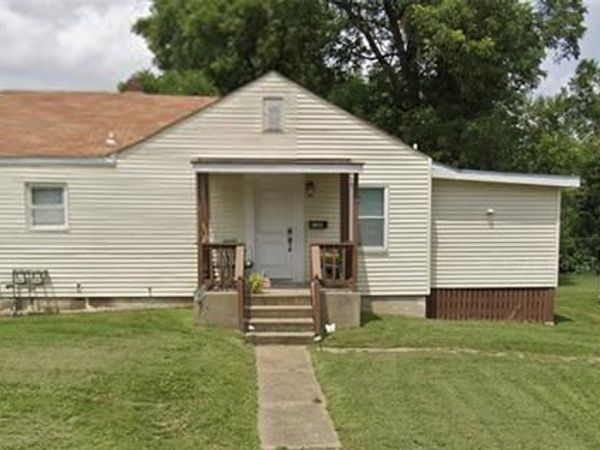 10123 Saint Katherine, St Ann, MO 63074