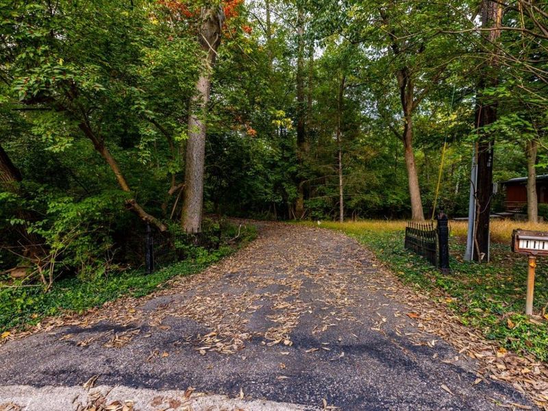 111 Peabody Drive, Oxford, OH 45056 Photo 2