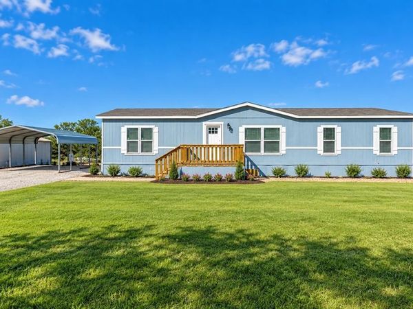 175 Cedar Drive, Azle, TX 76020