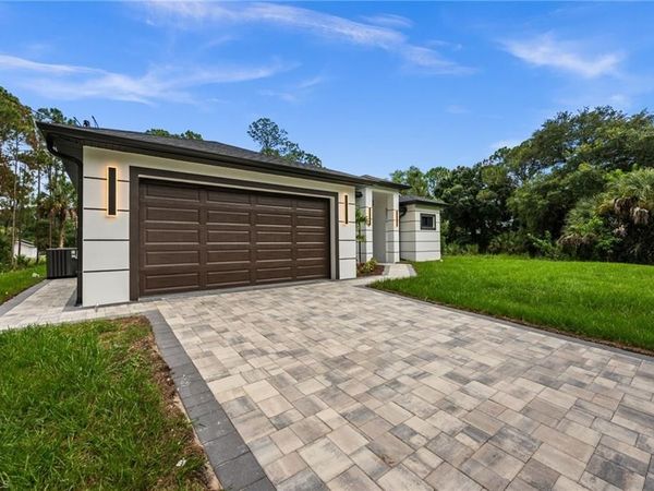 616 prospect AVE , LEHIGH ACRES, FL 33972