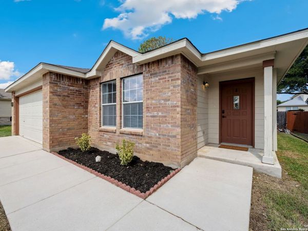 125 POINTE LOOP, Cibolo, TX 78108