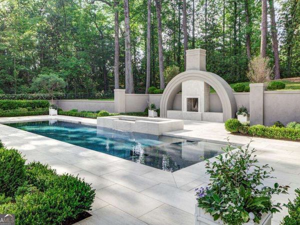 365 King Road NW, Atlanta, GA 30342