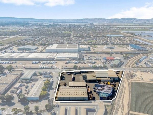 1317 W Stowell Road, Santa Maria, CA 93458