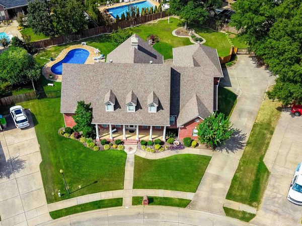 602 Colonial, Bryant, AR 72022