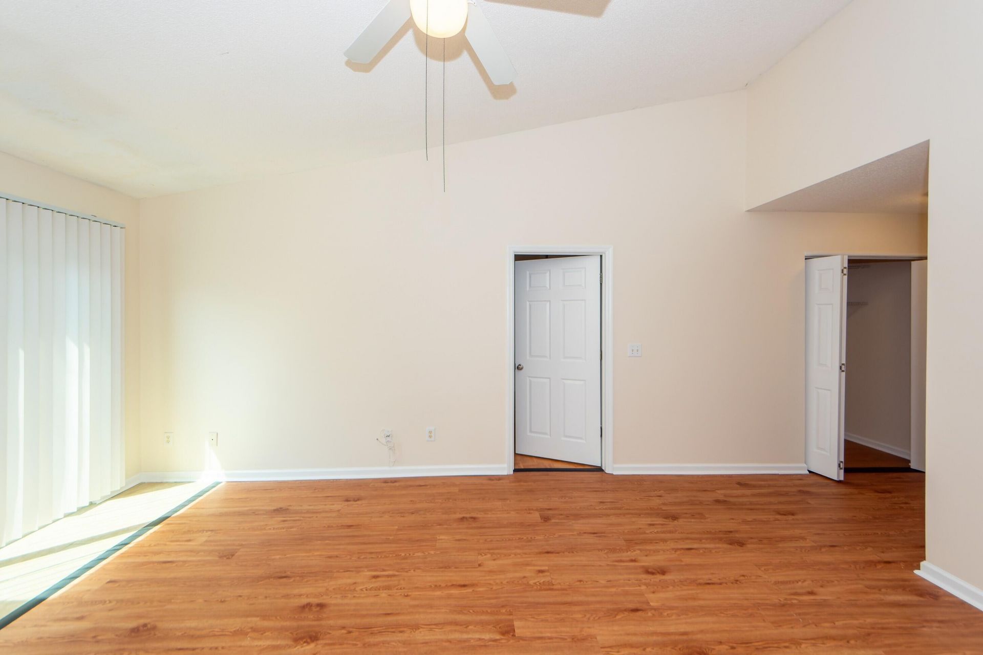 1421 Amanda Park Lane Photo 11